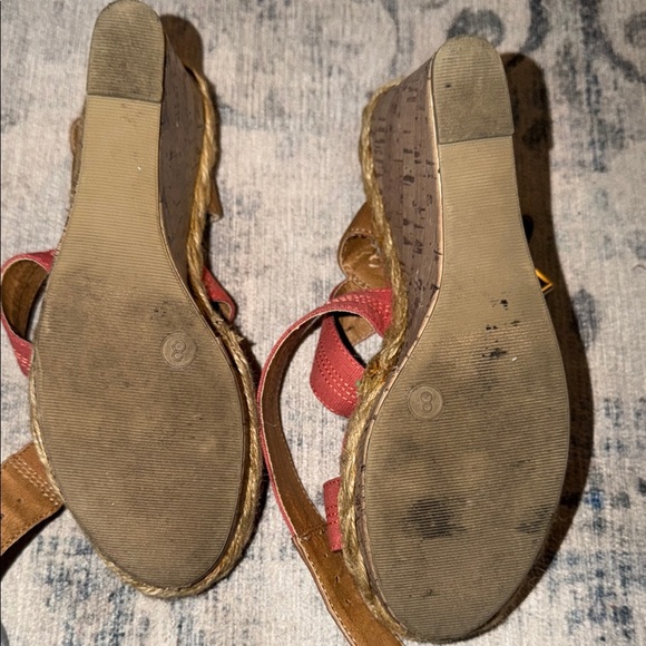 Merona Women's Coral and Tan Sandals - Picture 3 of 3